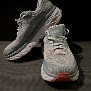 Hoka Womens Bondi 7 Size 7.5 Wide